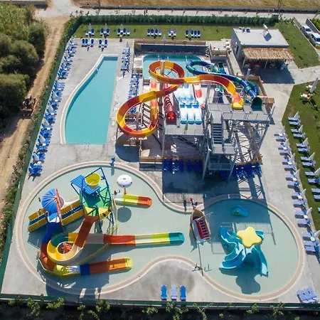 Selini & Waterpark Hotel 4*